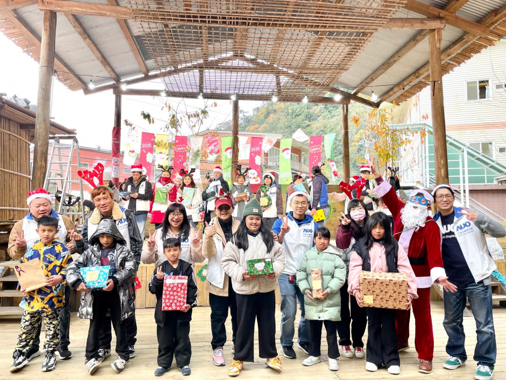 友達永續基金會號召「圓夢計畫」行動連續23年，由同仁凝聚內部愛心與資源送往偏鄉，累積為逾萬名兒童圓夢，實踐友達共創共好的永續精神。
